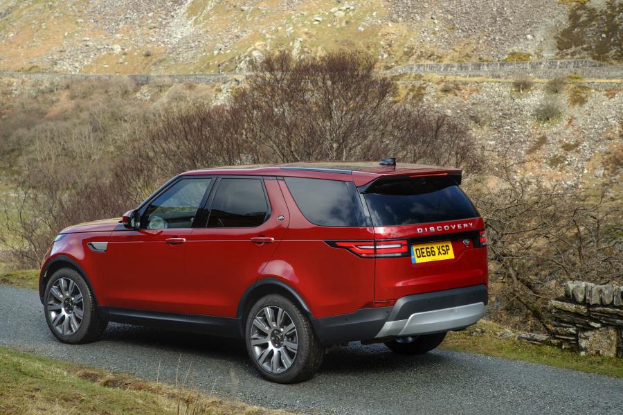  Land Rover Discovery HSE 2017 года  (UK) (фото 13 из 40)
